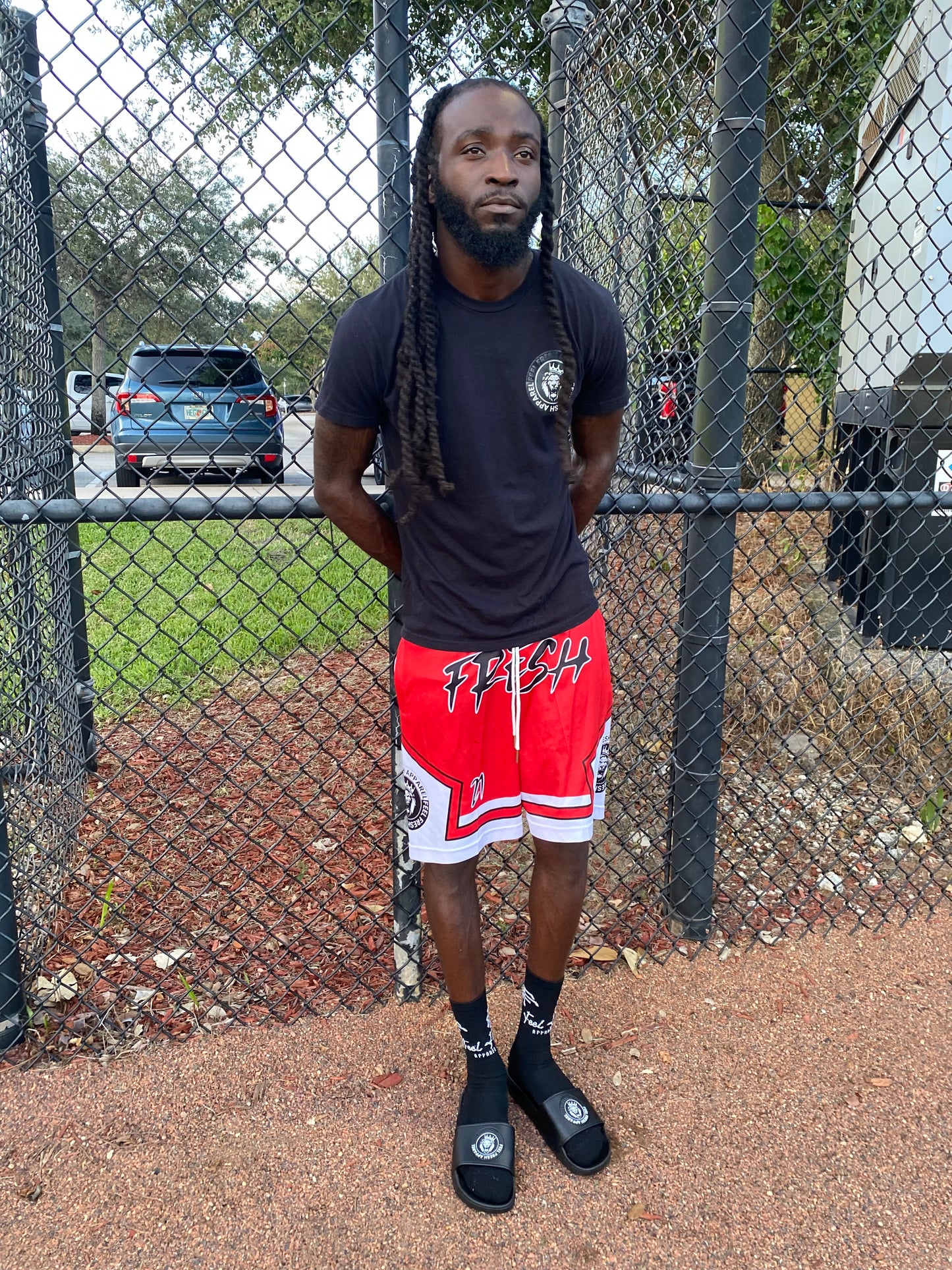 Lion Print Black Tee